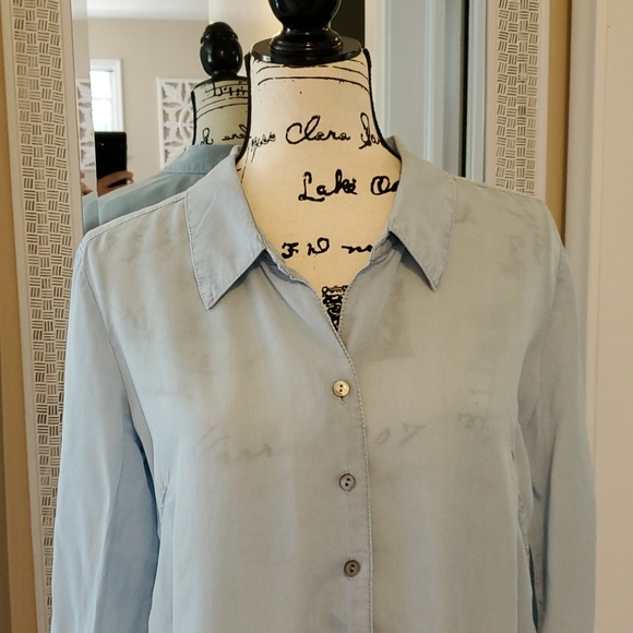 ZOZO ▪︎ Chambray Button Down Shirt, EUC - Picture 2 of 8